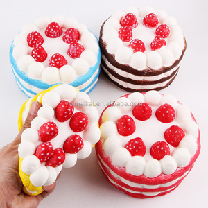 ของเล่นบีบสโลว์ไรซิ่ง PU คุณภาพสูง นุ่มพิเศษ รูปทรงเค้ก - Product Image 1