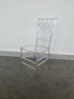 Chaises de mariage et de salle à manger Chiavari en résine acrylique transparente, durables, pour usage commercial extérieur, événements, salon et atelier - Vente en gros usine