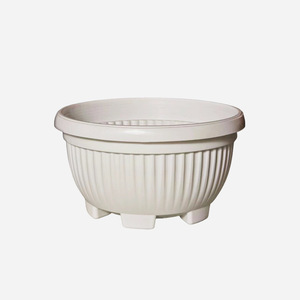 Pot de fleurs Yuanbao en plastique noir et blanc avec trou de drainage pour plantes d'intérieur, utilisation sur bureau - Product Image 3