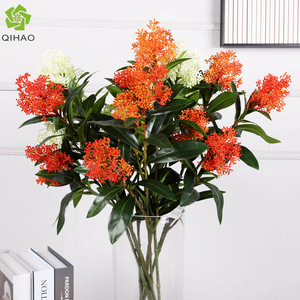 Qihao <b>Artificial</b> <b>Flower</b> Bouquet White Lily Style Green Leaves <b>Vase</b> <b>Arrangement</b> For Home Wedding Decor - Product Image 4