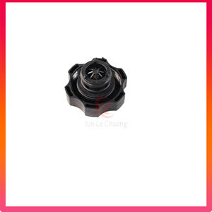 Le bouchon de réservoir de liquide de refroidissement 68249136AA convient aux moteurs Chrysler, Dodge et Jeep, bouchon de réservoir d'expansion. - Product Image 3