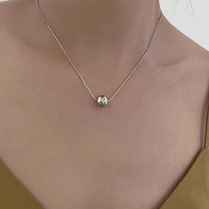 Collier pendentif boule <span class=keywords><strong>flottante</strong></span> en acier inoxydable de haute qualité, plaqué or antique, collier à boule coulissante pour femmes, bijoux - Product Image 6