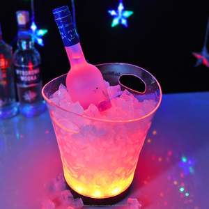 nuevo diseño <span class=keywords><strong>discoteca</strong></span> transparente acrílico plástico botella de cerveza servicio iluminado led cubo de hielo - Product Image 5