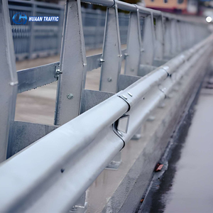 Système de garde-corps routier facile à installer avec tous les <span class=keywords><strong>accessoires</strong></span> et poteaux - Product Image 3