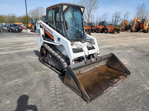 Clearance Sale Mini Used Loaders Use the Powerful Bobcat T300 <b>Small</b> Skid Steer Loader with Bucket S16 S18 S185 S70 S300 S330 - Product Image 4