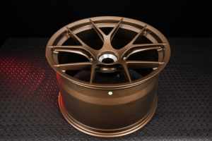 Jantes en alliage forgé 4x100 5x120 5x112 21 22 pouces en aluminium poli de luxe pour voitures SAE J2530 pour C1 C2 E2 E3 K1 <span class=keywords><strong>K2</strong></span> K3 E2 E3 E4 F95 - Product Image 4