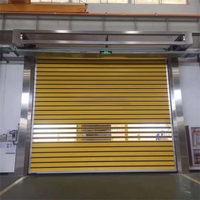 Porte électrique isolée ATMOS CE à enroulement rapide, rail en alliage d'aluminium, volet coupe-vent robuste pour entrepôts