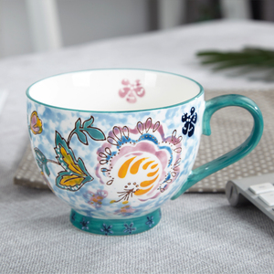 Tasses en céramique faites à la main avec motif de fleurs et de papillons, peintes à la main, pour le petit-déjeuner, le lait, les desserts, les tasses à thé, les mugs en porcelaine, en stock dans l'usine - Product Image 6