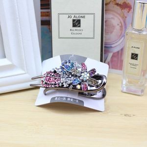 Pinza de Pelo Estilo Coreano con Pedrería, Adorno para el Cabello de Mujer, Regalo, Verano 2021, Origen Yiwu, Plástico, Artesanía Manual - Product Image 3