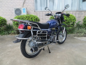 Produits chinois <span class=keywords><strong>moto</strong></span> tout-terrain Wuyang 150cc <span class=keywords><strong>moto</strong></span> tout-terrain <span class=keywords><strong>grande</strong></span> <span class=keywords><strong>roue</strong></span> grand transporteur classique WUYANG 125cc <span class=keywords><strong>moto</strong></span> - Product Image 4