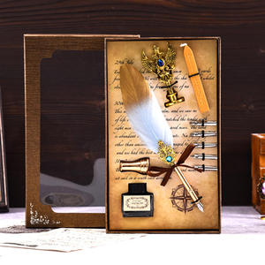 Exclusiva Pluma Estilográfica Retro Personalizable con Degradado Platino, Ideal para Regalos para Niños y Niñas - Product Image 4