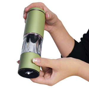 Pepper Grinder 150ml Large Capacity Manual Spice Grinder With Airtight Lid Kitchen Cooking Tool - Product Image 3