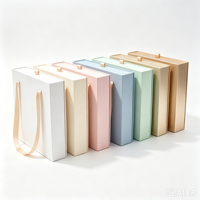 Boîte d'emballage pour vêtements en papier rigide personnalisée de luxe avec logo imprimé, style tiroir, boîte cadeau avec ruban