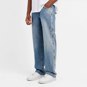 Jean en denim délavé clair coupe droite ample avec bande latérale en strass, taille mi-haute, en coton léger, style streetwear - Product Image 1