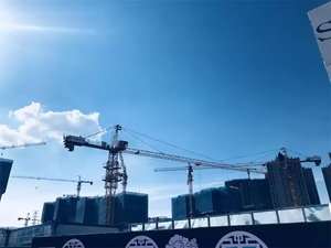 Grúa Torre Móvil QTZ40 de <span class=keywords><strong>4T</strong></span> en Oferta, Lista para Enviar, para Renovación Residencial y Uso en Pequeñas Fábricas - Product Image 4