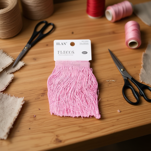 Ilan Flecose 15x200cm Frange in poliestere rosa chiaro per artigianato e decorazioni - Product Image 3