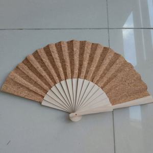 Éventail en écorce de bois de matière première écologique de 23cm avec motifs multiples Papillons Fleurs Cadeaux solides pour événements - Product Image 6