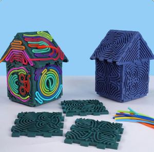 Nouveau jouet éducatif pour enfants autistes, tendance, détachable, motifs imaginatifs, lignes douces et colorées, cube d'activités pour bébés - Product Image 4