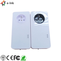 Adaptateur Powerline Passthrough 1200Mbps avec prise de courant