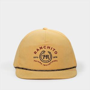 Casquette Snapback en Nylon Brodé à 5 Panneaux, Logo Personnalisé OEM, Couleur Fraîche et Tendance, Visière Plate avec Cordon - Product Image 3
