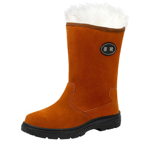 Botas de nieve de invierno para hombre mongol, cálidas, con forro de piel, antideslizantes, de caña alta, con parches de cuero y suela de goma para exteriores. - Product Image 4