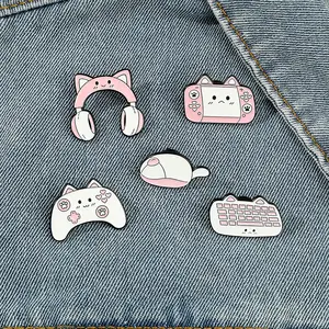 High Quality Black Metal Badge Pink Series Game Console Gamepad Customize Brooch Hat Fashion Lapel Pin Custom Soft Enamel Pins