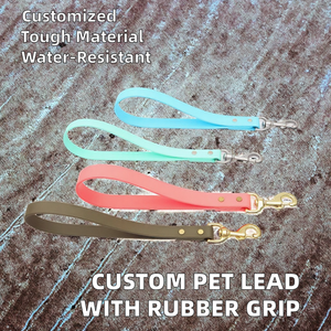 Laisse d'entraînement pour chien anti-traction classique, solide, personnalisée, avec rivets, sangle enduite de PVC, imperméable - Product Image 2