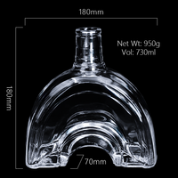 Les fournisseurs de bouteilles en verre personnalisent les bouteilles de vin rondes en verre de 700 ml 1 L et 3 L pour le whisky, la vodka et le brandy.