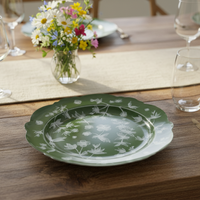 Assiettes de présentation en porcelaine fine à motifs floraux, vaisselle en porcelaine florale, théière pour le goûter, pot à lait, plat à dessert