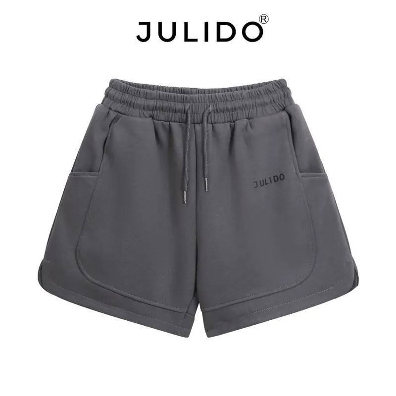 สีเทาเข้ม