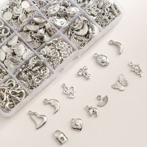 จี้รูปหัวใจผีเสื้อสีเงินสไตล์วินเทจ Y2K วัสดุทำสร้อยคอประดับลูกปัดทำมือ DIY ลูกปัดอะคริลิค/ลูไซต์แบบหลวม อุปกรณ์เสริม - Product Image 2