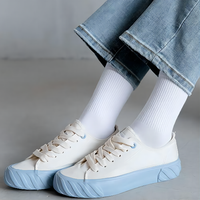 Chaussettes de sport en coton compressives décontractées antibactériennes de haute qualité pour l'été, avec logo personnalisé, blanches, pour hommes