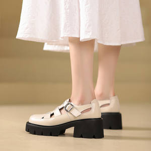 รองเท้าแตะแฟชั่นผู้หญิงหนังแท้ส้นแบนรองเท้าแพลตฟอร์มผู้หญิงรองเท้าส้นหนารองเท้า2025ฤดูร้อนสไตล์โรมันไซส์ใหญ่43 - Product Image 1