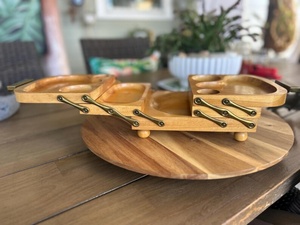 Plateau de service mobile extensible à 3 niveaux en bois, style Mid-Century Modern, avec logo personnalisé, compatible lave-vaisselle, réutilisable - Product Image 4