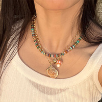 Collier Ras-du-Cou Y2K Bohème Perlé en Pierres Fines et Perles Plaqué Or Véritable, Idéal Bijou de Plage et Surfeur