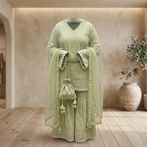 Ensemble Sharara 2 pièces pour femme, vert Pista uni, avec Kurta longue brodée Chikankari élégante en coton et mousseline, coupe ample, col en V, longueur complète - Product Image 2