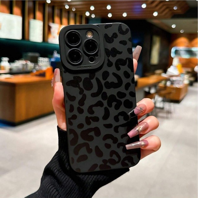 2025 New Minimalist Dark Black Leopard Print Spots Phone Case for iphone 17 16 15 14 Pro Max Personality Matte Fine Pore Cover