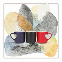 Tasse à café en céramique moderne de 11 oz avec logo personnalisé cadeau pour la publicité et Noël cadeau de conception de sublimation aux couleurs changeantes
