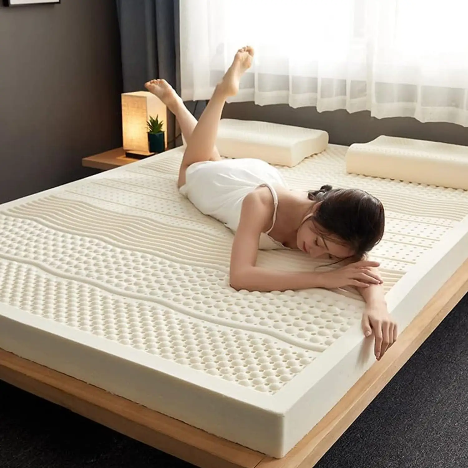 Luxe Ontwerp Natuurlijke Latex Gel Hoge Dichtheid Traagschuim Binnenvering Hybrid Matelas en latex de Thaïlande mi-ferme