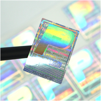 Étiquettes personnalisées en PET holographique 3D, écologiques, avec logo personnalisé, laser, adhésives, imperméables, anti-contrefaçon, avec code QR