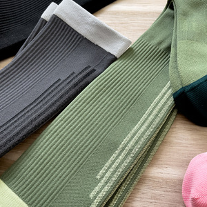 Calcetines <span class=keywords><strong>de</strong></span> punto <span class=keywords><strong>de</strong></span> compresión verde y rosa para mujer, calcetines largos <span class=keywords><strong>de</strong></span> tubo sin costuras para Fitness, correr, saltar la <span class=keywords><strong>cuerda</strong></span>, Yoga - Product Image 3