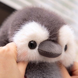 Dễ Thương Chim Cánh Cụt Đồ Chơi Sang Trọng Tùy Chỉnh Thêu Thiết Kế Kawaii Chim Cánh Cụt Mềm Thú Nhồi Bông Búp Bê Sang Trọng Trẻ Em Gối Quà Tặng - Product Image 3