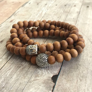 Braccialetto di <span class=keywords><strong>perline</strong></span> in legno di sandalo collana di perle di Mala in argento Buddha Om Charm meditazione Yoga da <span class=keywords><strong>uomo</strong></span> gioielli 108 Japamala <span class=keywords><strong>perline</strong></span> - Product Image 3
