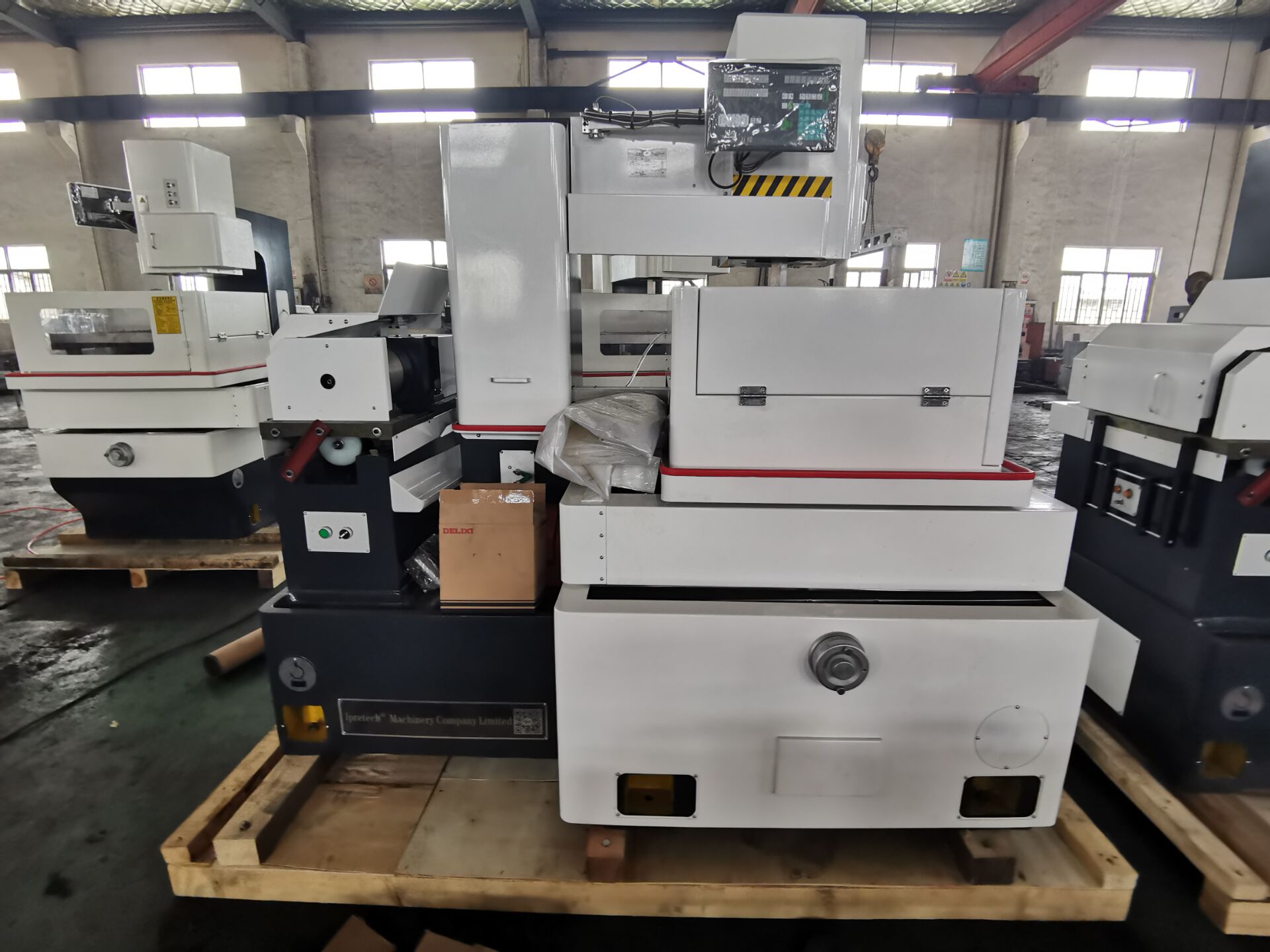 hitech wire cut edm machine