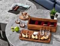 Verres à liqueur à la tequila avec boîte de rangement de luxe en bois d'acacia, sous-verres en bois et plateau de service vintage