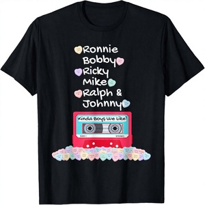T-shirt vintage in cotone e poliestere dal design semplice, con stampa <span class=keywords><strong>Ronnie</strong></span> Bobby Ricky Mike Ralph e Johnny Kinda Boys We Like - Product Image 1