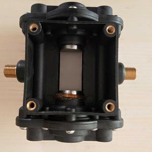 Accessoires de pompe à piston verticale à double cylindre haute tension 12V/48V pour pulvérisateurs agricoles - Product Image 1