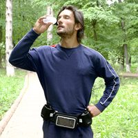 Bouteilles d'eau sans BPA de 10 oz pour le fonctionnement Compatibilité totale avec la plupart des courroies de carburant en cours d'exécution et des Fanny Packs sur le marché