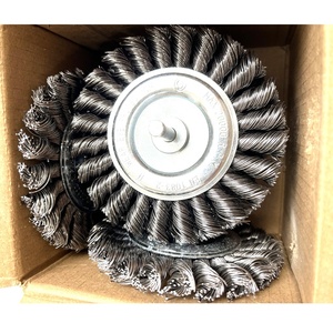 Vente chaude Chine Usine En Acier Inoxydable Fil Plat Roues Fil Torsadé <span class=keywords><strong>pour</strong></span> Ponçage et Polissage Top Outils Abrasifs - Product Image 4