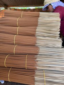 Bâtons d'encens en bois d'agar de Ho Chi Minh City, parfumés de qualité supérieure, écologiques, aromathérapie artisanale, vente en gros, toutes saisons - Product Image 5